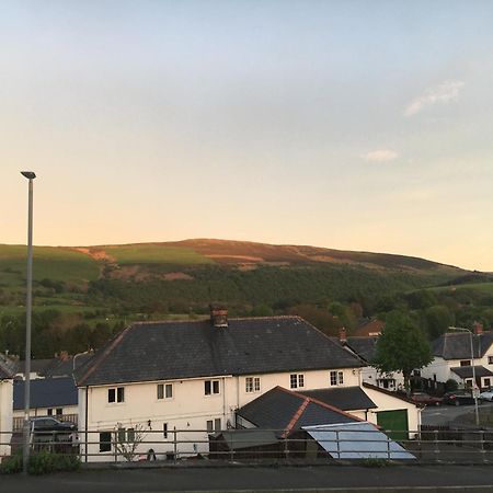 Bed and Breakfast Bryn Derwen Раядер Екстер'єр фото