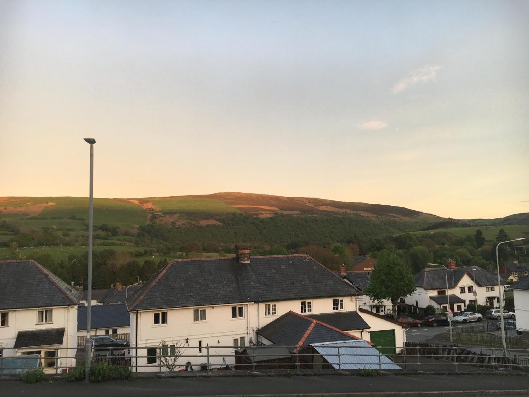 Bed and Breakfast Bryn Derwen Раядер Екстер'єр фото