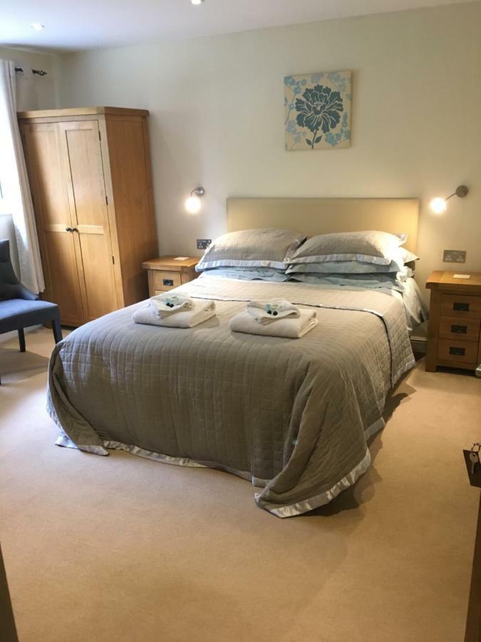 Bed and Breakfast Bryn Derwen Раядер Екстер'єр фото